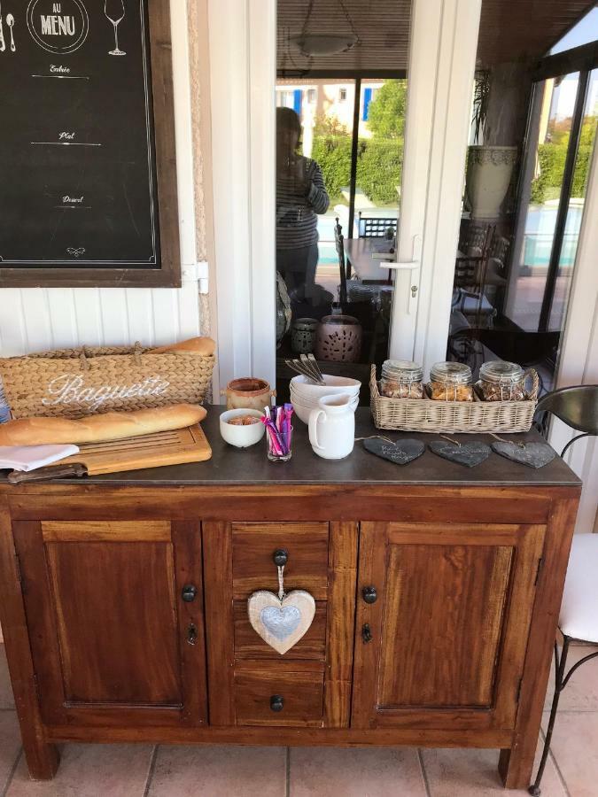 Les Secrets Du Mistral Bed and Breakfast Valensole Buitenkant foto