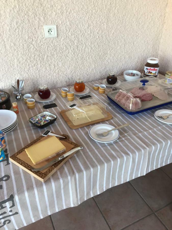 Les Secrets Du Mistral Bed and Breakfast Valensole Buitenkant foto
