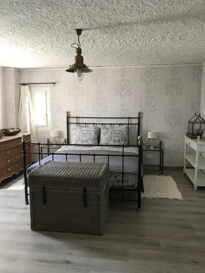 Les Secrets Du Mistral Bed and Breakfast Valensole Buitenkant foto