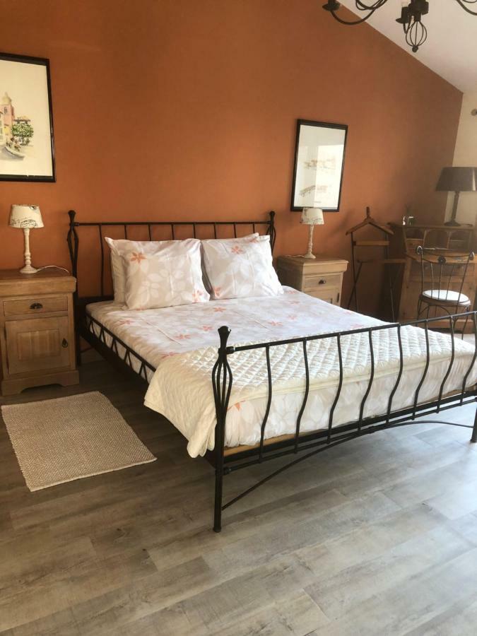Les Secrets Du Mistral Bed and Breakfast Valensole Buitenkant foto